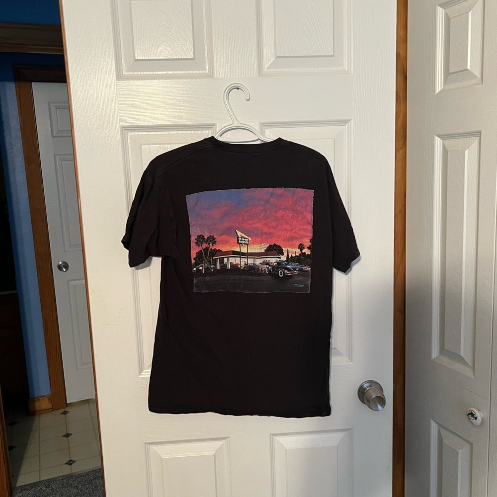In-N-Out T-shirt - Picture 2 of 3